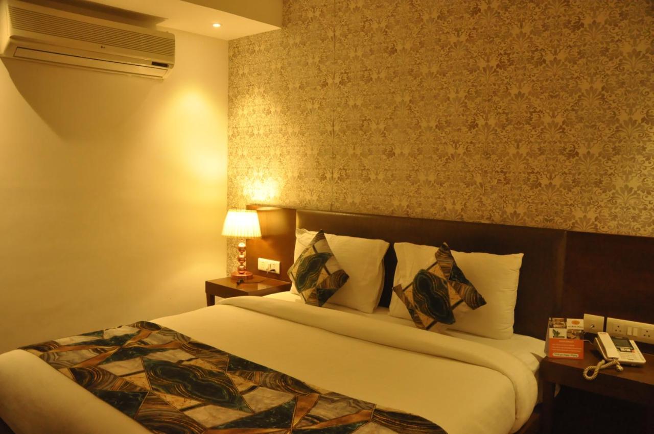 Hotel Arch International New Delhi Exterior photo
