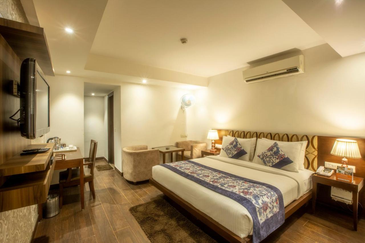 Hotel Arch International New Delhi Exterior photo
